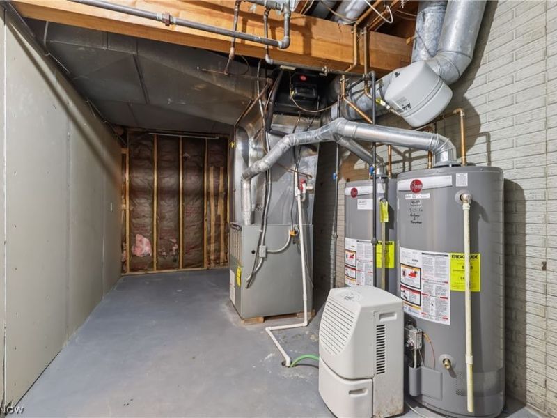 680 Rocky Hollow Drive, Akron, OH 44313 Photo 38