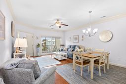 82 Mingo Dr. photo 4