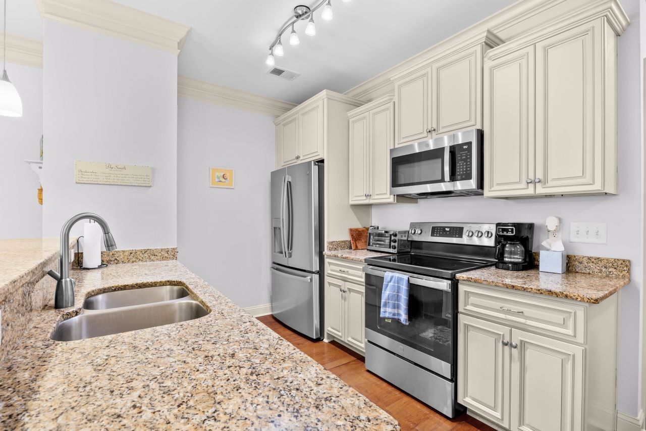 82 Mingo Dr. Photo 6