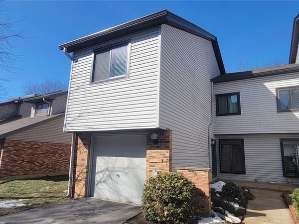 1801 Misty Moss Drive, St Louis, MO 63146