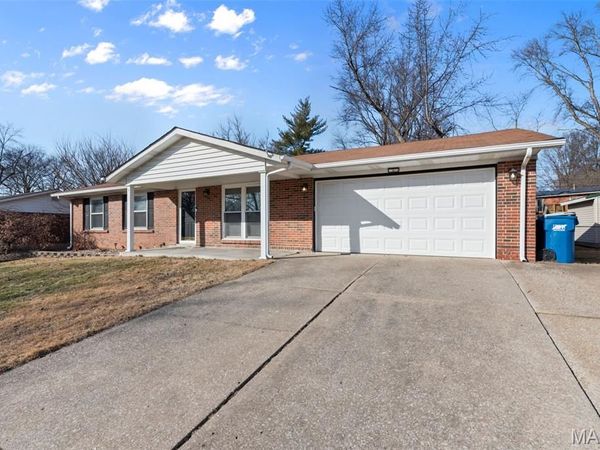 11239 Terry Avenue, Bridgeton, MO 63044