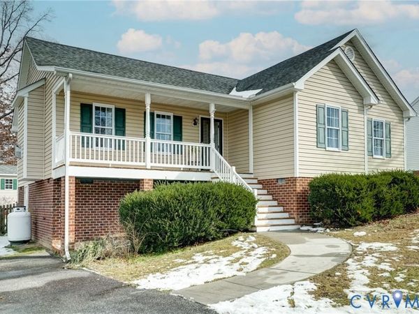 112 St Charles Place, Aylett, VA 23009