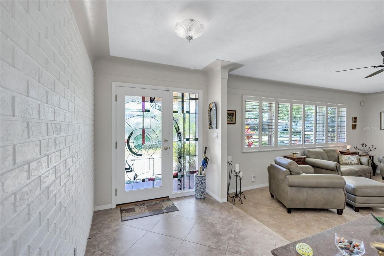 8243 37th Avenue N, Saint Petersburg, FL 33710 Photo