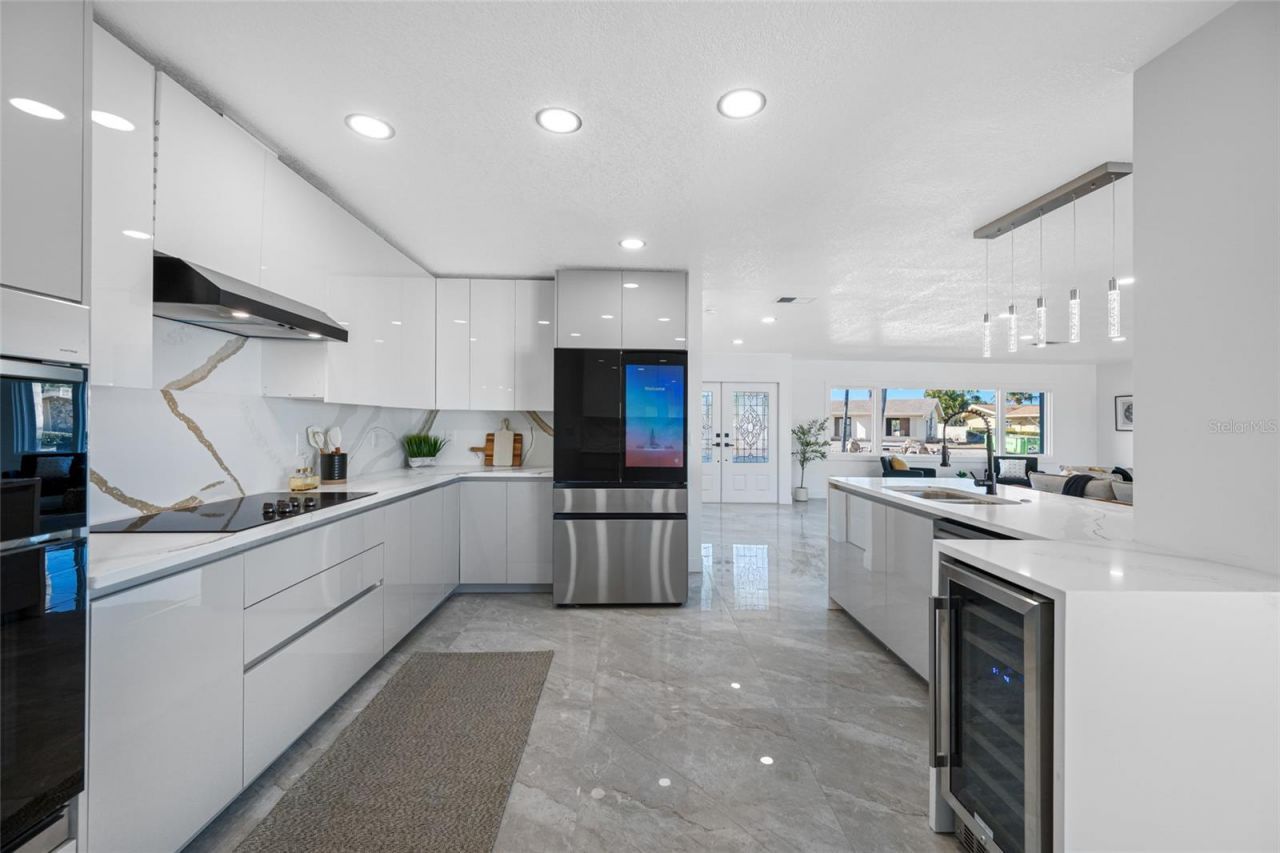 7905 9th Avenue S, Saint Petersburg, FL 33707 Photo