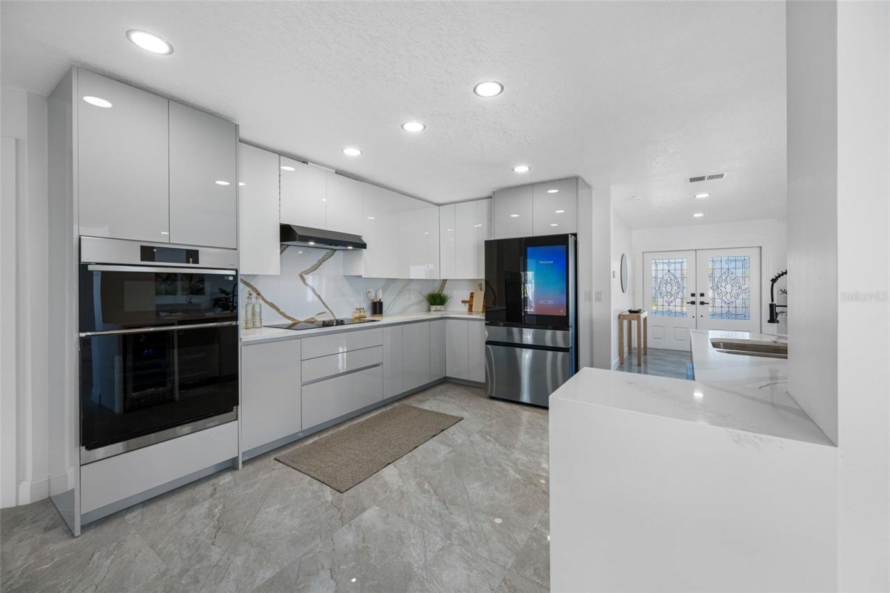 7905 9th Avenue S, Saint Petersburg, FL 33707 Photo