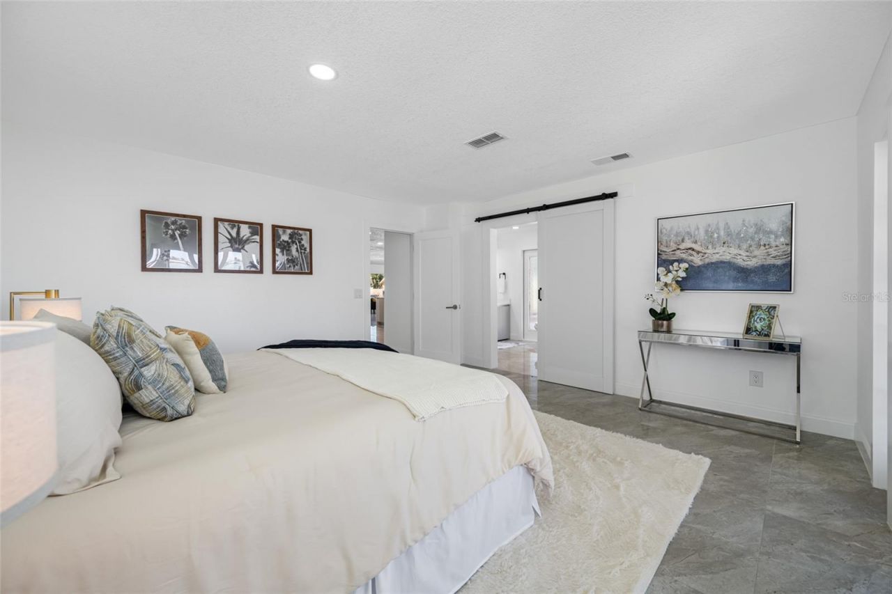 7905 9th Avenue S, Saint Petersburg, FL 33707 Photo