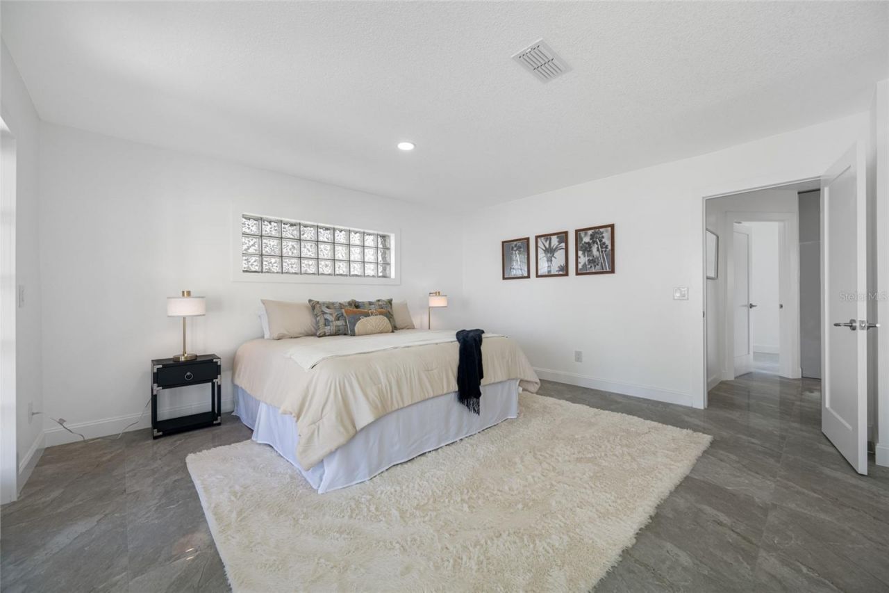 7905 9th Avenue S, Saint Petersburg, FL 33707 Photo