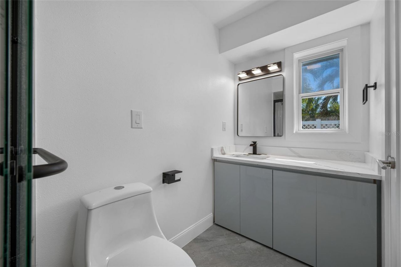 7905 9th Avenue S, Saint Petersburg, FL 33707 Photo