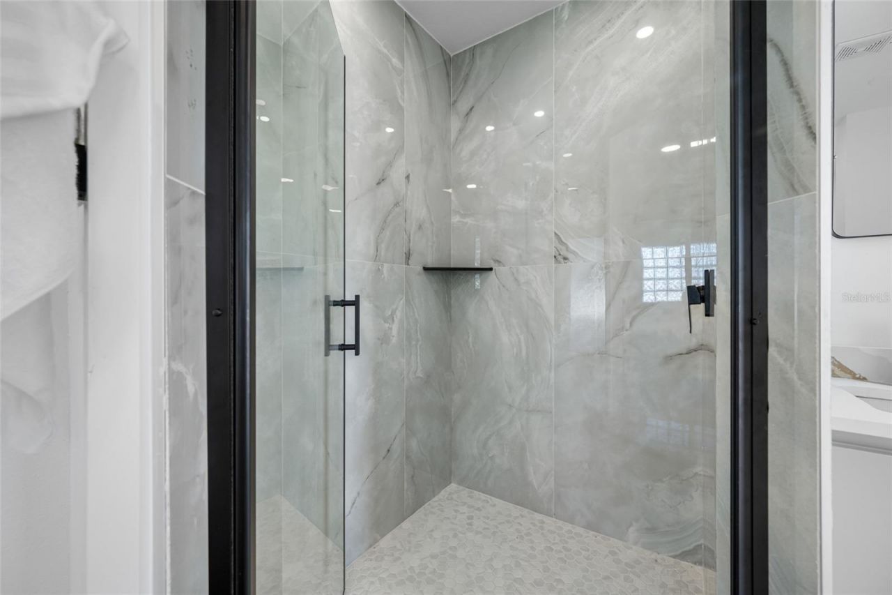 7905 9th Avenue S, Saint Petersburg, FL 33707 Photo