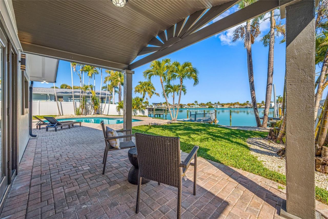 7905 9th Avenue S, Saint Petersburg, FL 33707 Photo