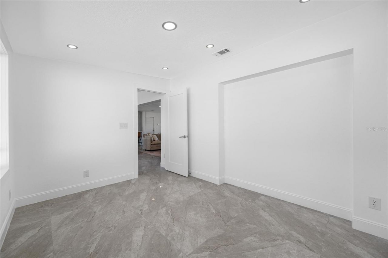 7905 9th Avenue S, Saint Petersburg, FL 33707 Photo