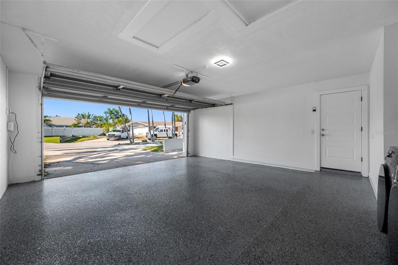 7905 9th Avenue S, Saint Petersburg, FL 33707 Photo