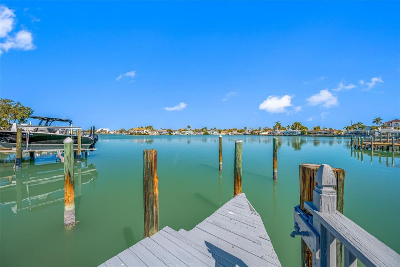 7905 9th Avenue S, Saint Petersburg, FL 33707 Photo