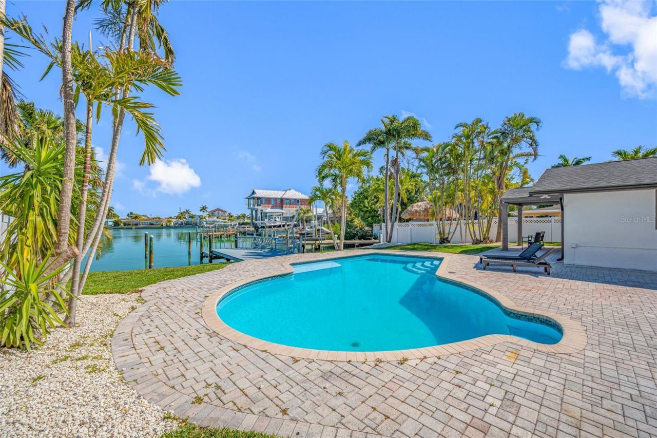 7905 9th Avenue S, Saint Petersburg, FL 33707 Photo