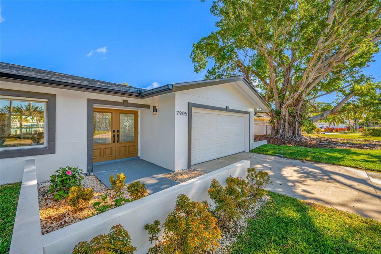 7905 9th Avenue S, Saint Petersburg, FL 33707 Photo