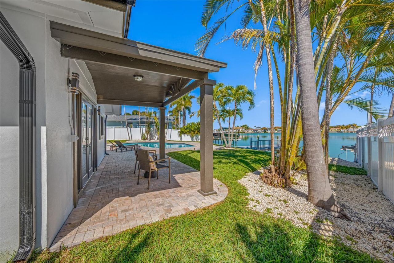 7905 9th Avenue S, Saint Petersburg, FL 33707 Photo