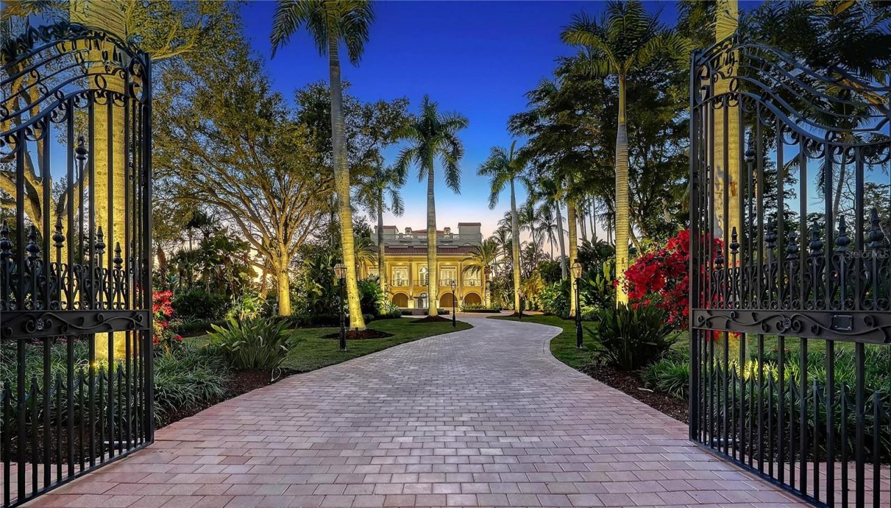 1067 Westway Drive, Sarasota, FL 34236 Photo