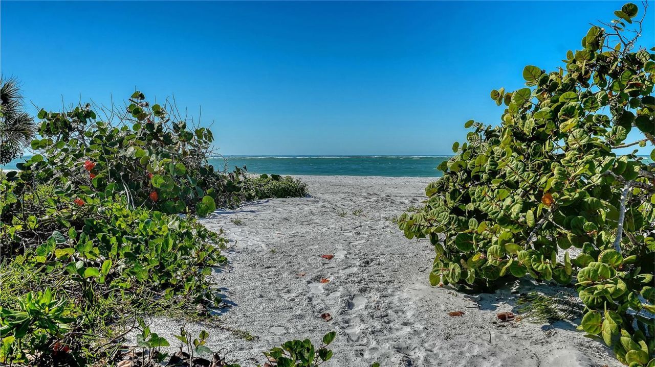 1067 Westway Drive, Sarasota, FL 34236 Photo