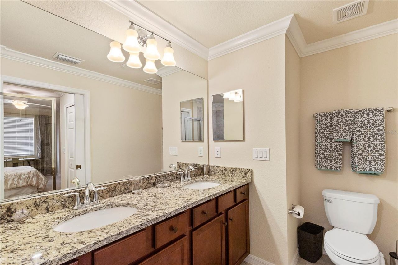 5558 Palmer Circle, Unit 105, Bradenton, FL 34211 Photo