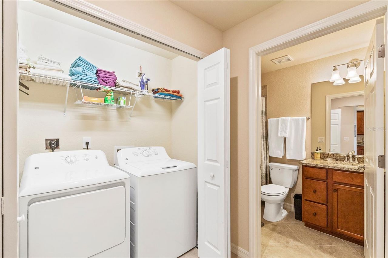 5558 Palmer Circle, Unit 105, Bradenton, FL 34211 Photo