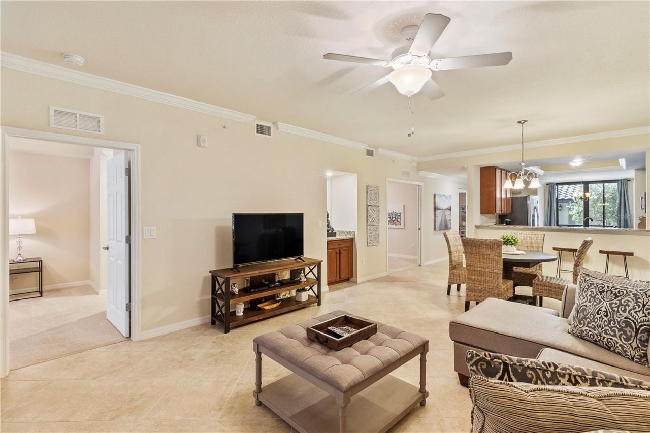 5558 Palmer Circle, Unit 105, Bradenton, FL 34211 Photo