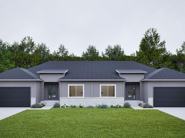 5026 N 213th Street, Elkhorn, NE 68022