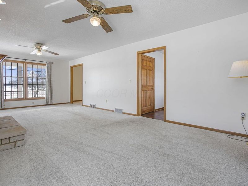 6281 Davis Drive, Newark, OH 43056 Photo 9