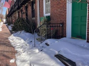 275 S 3RD STREET, PHILADELPHIA, PA 19106