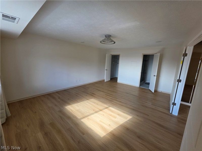 2202 Acacia Park Drive, Unit 2612, Lyndhurst, OH 44124 Photo 12