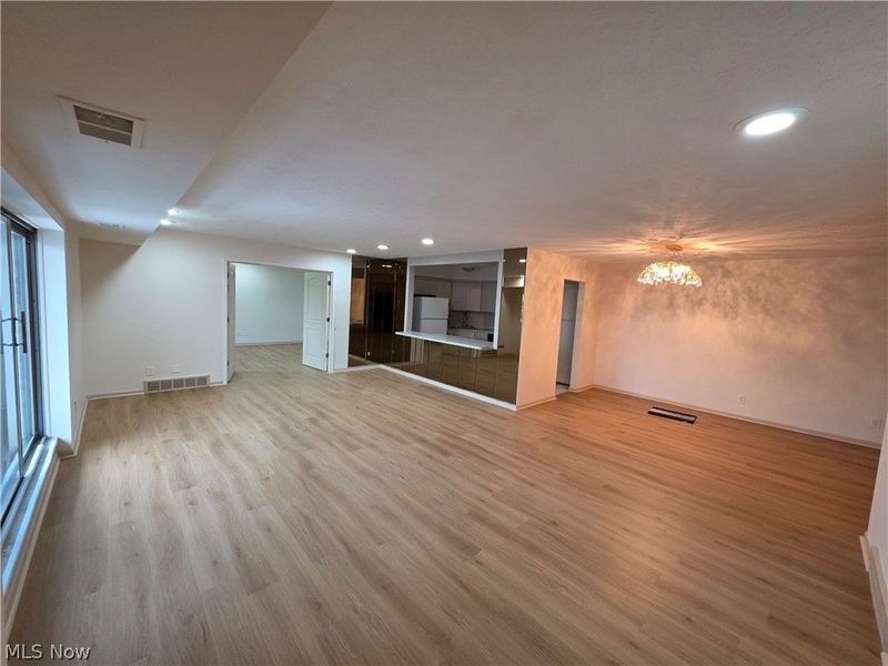 2202 Acacia Park Drive, Unit 2612, Lyndhurst, OH 44124 Photo 4