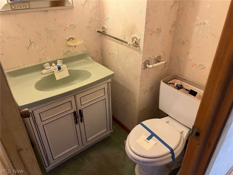 4440 Hillcroft Drive, Cleveland, OH 44128 Photo 11