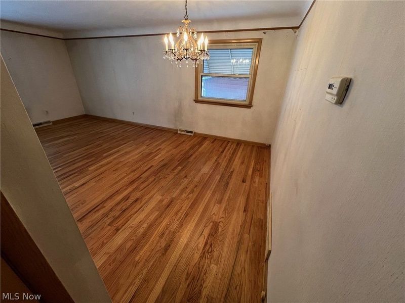 4440 Hillcroft Drive, Cleveland, OH 44128 Photo 5