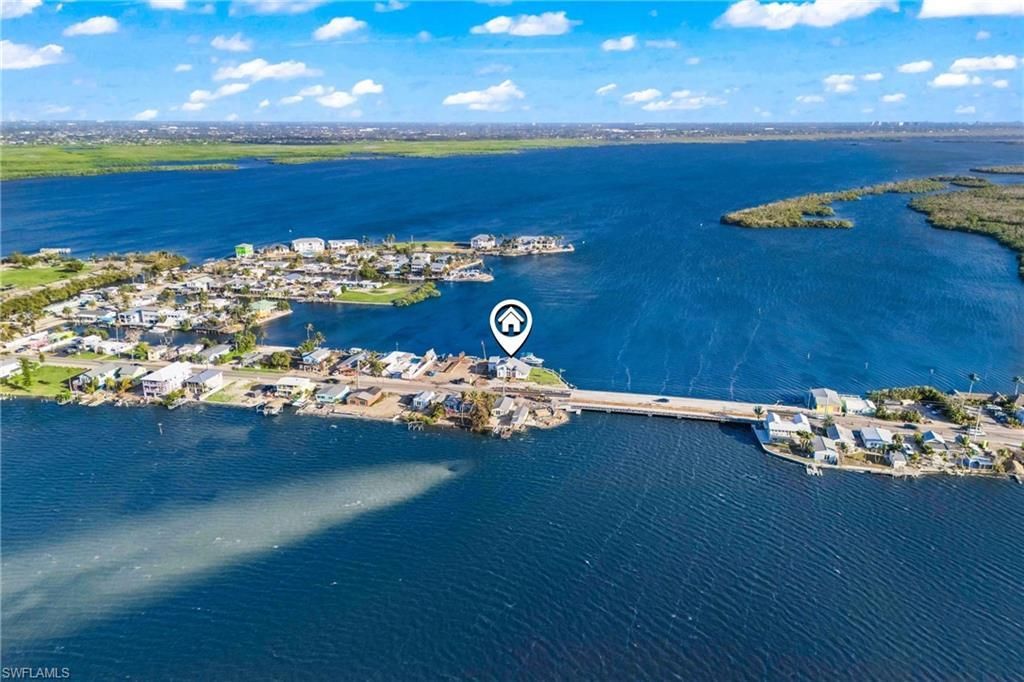 4767 Pine Island Rd Nw, Matlacha, FL 33993 Photo