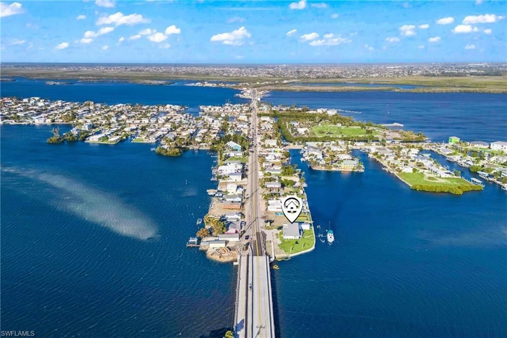 4767 Pine Island Rd Nw, Matlacha, FL 33993 Photo