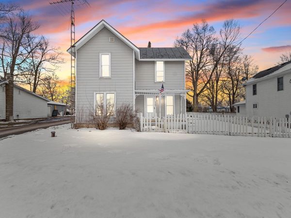 2582 E Montgomery Road, Frontier, MI 49239