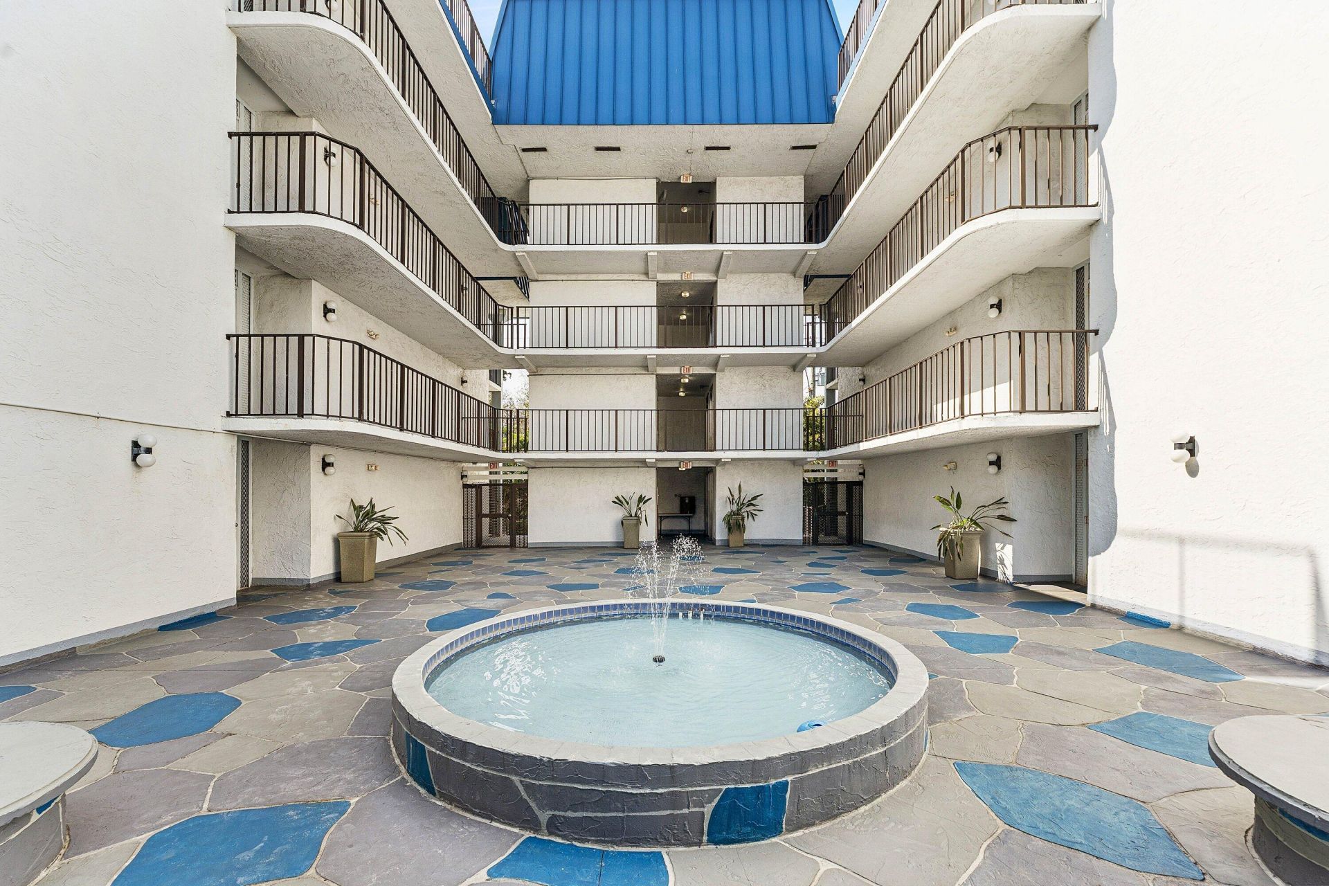 3909 N Ocean Boulevard, Unit 106, Fort Lauderdale, FL 33308 Photo