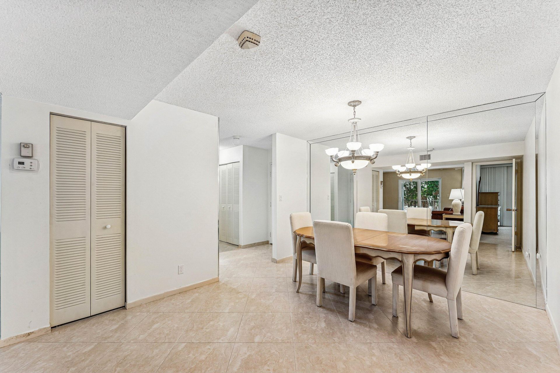 3909 N Ocean Boulevard, Unit 106, Fort Lauderdale, FL 33308 Photo