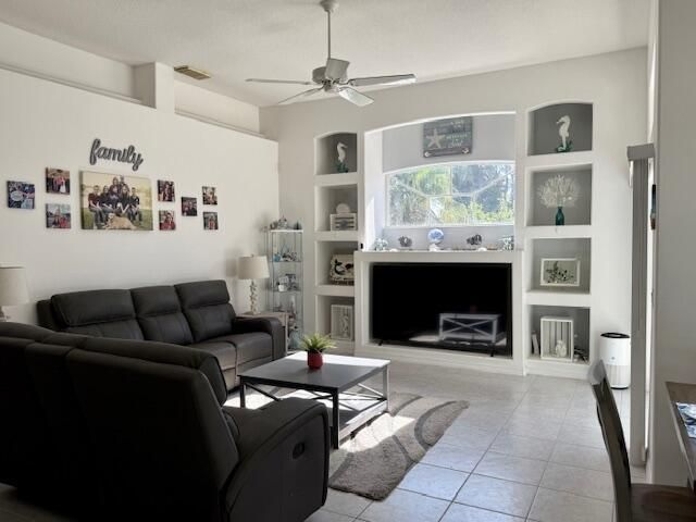 3405 SE Hart Circle, Port Saint Lucie, FL 34984 Photo