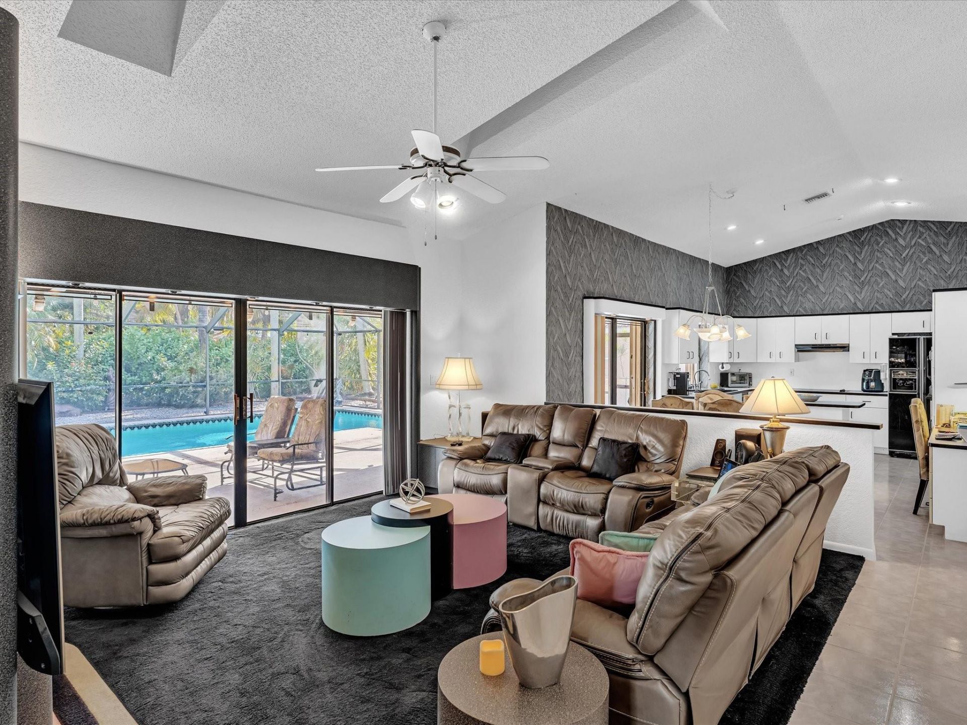 5355 N Springs Way, Coral Springs, FL 33076 Photo