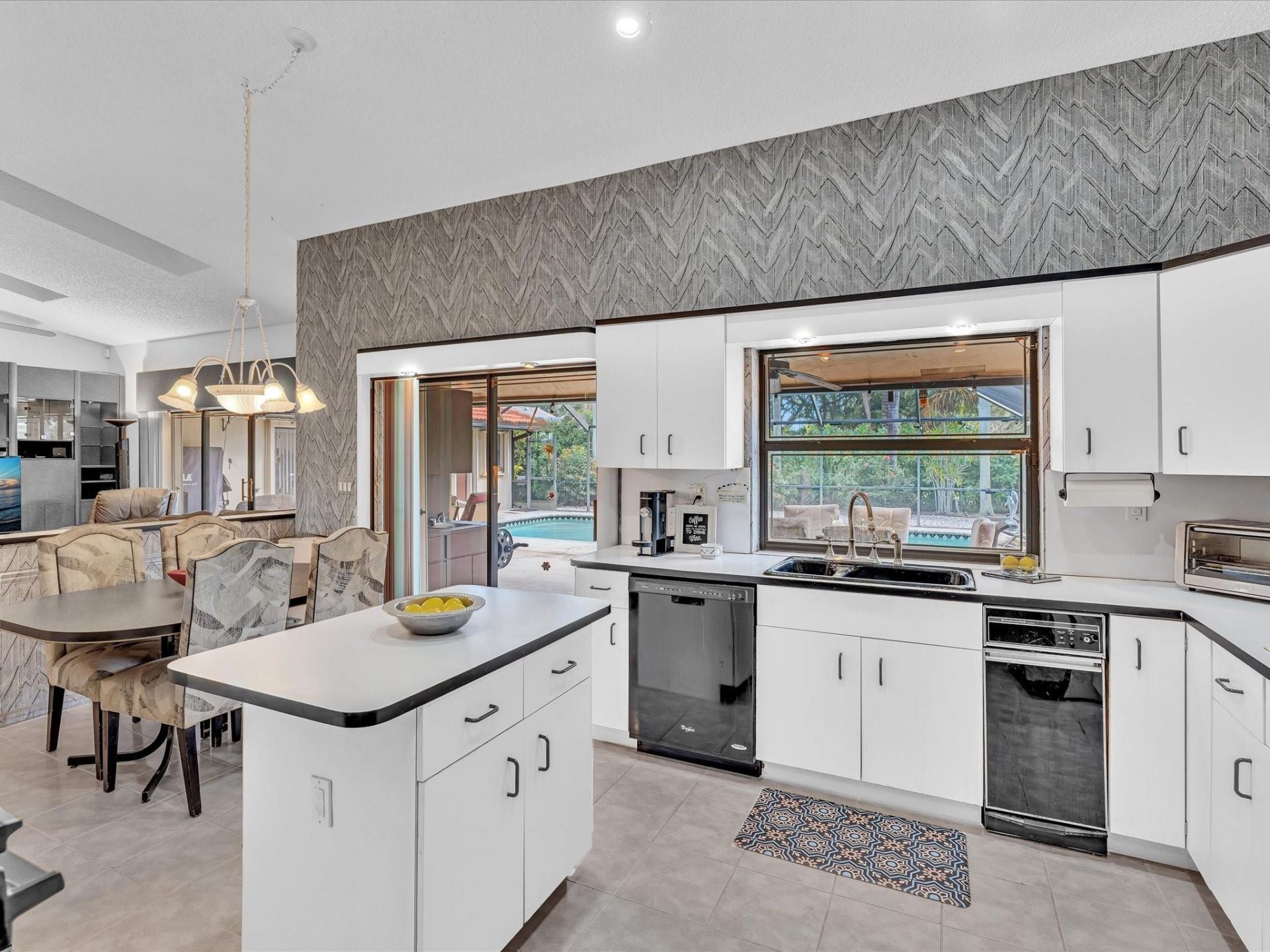 5355 N Springs Way, Coral Springs, FL 33076 Photo