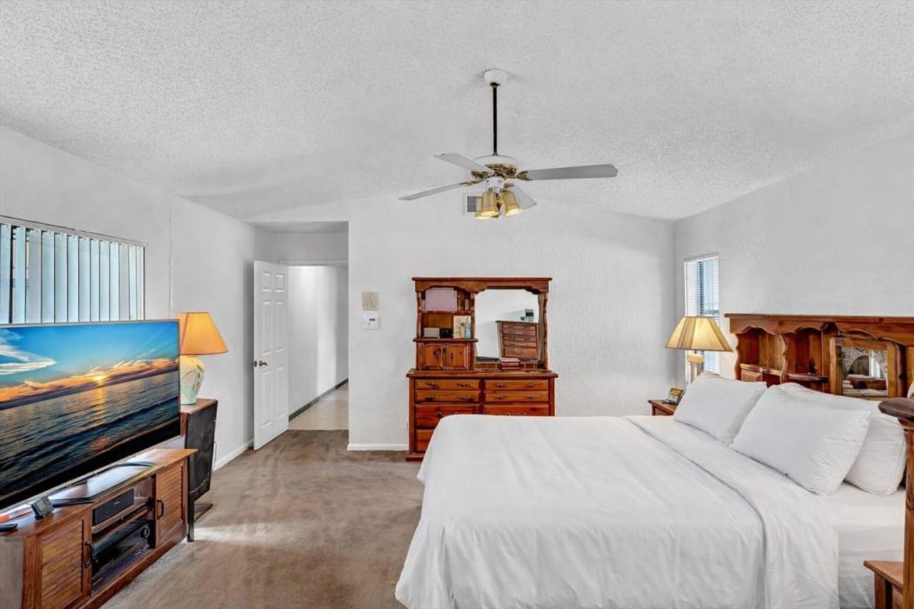 5355 N Springs Way, Coral Springs, FL 33076 Photo