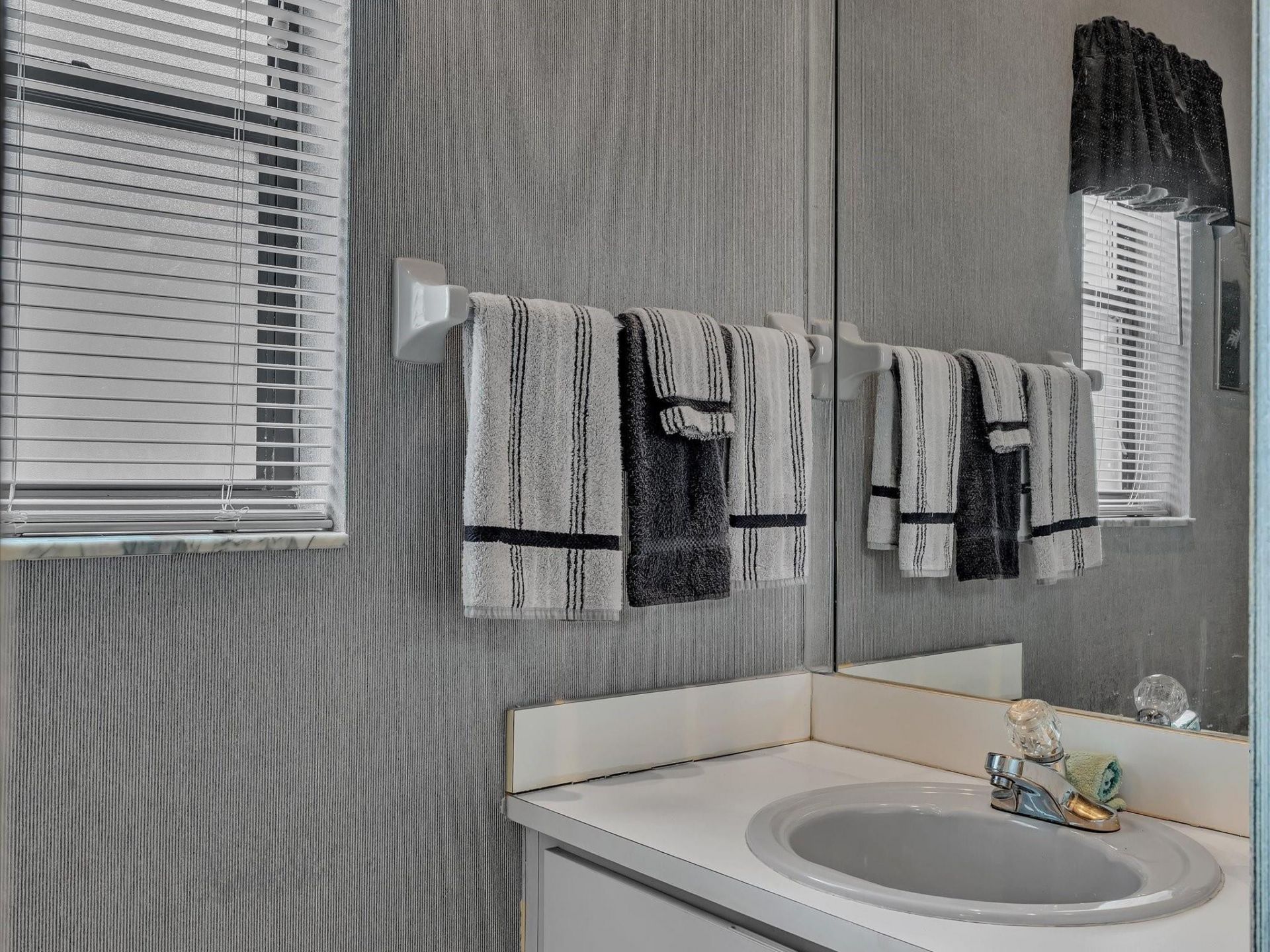 5355 N Springs Way, Coral Springs, FL 33076 Photo