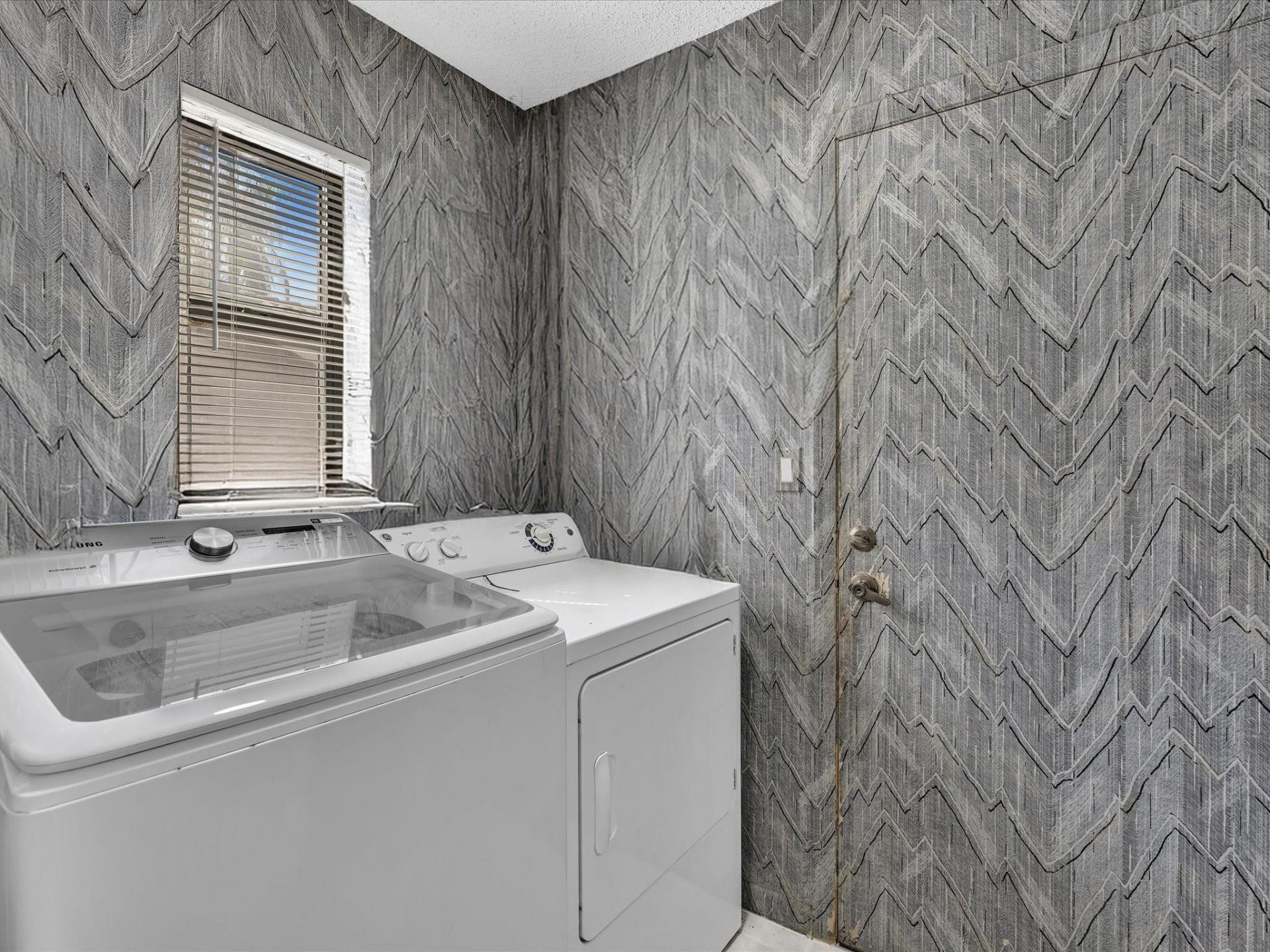 5355 N Springs Way, Coral Springs, FL 33076 Photo