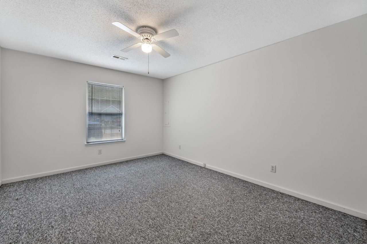 3606 Eagle Trace Dr. Photo 14