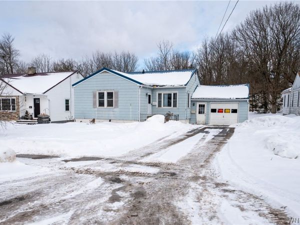 25 Allen Street, Gowanda, NY 14070