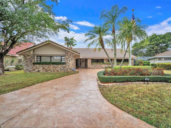 7371 NW 83rd Way, Tamarac, FL 33321