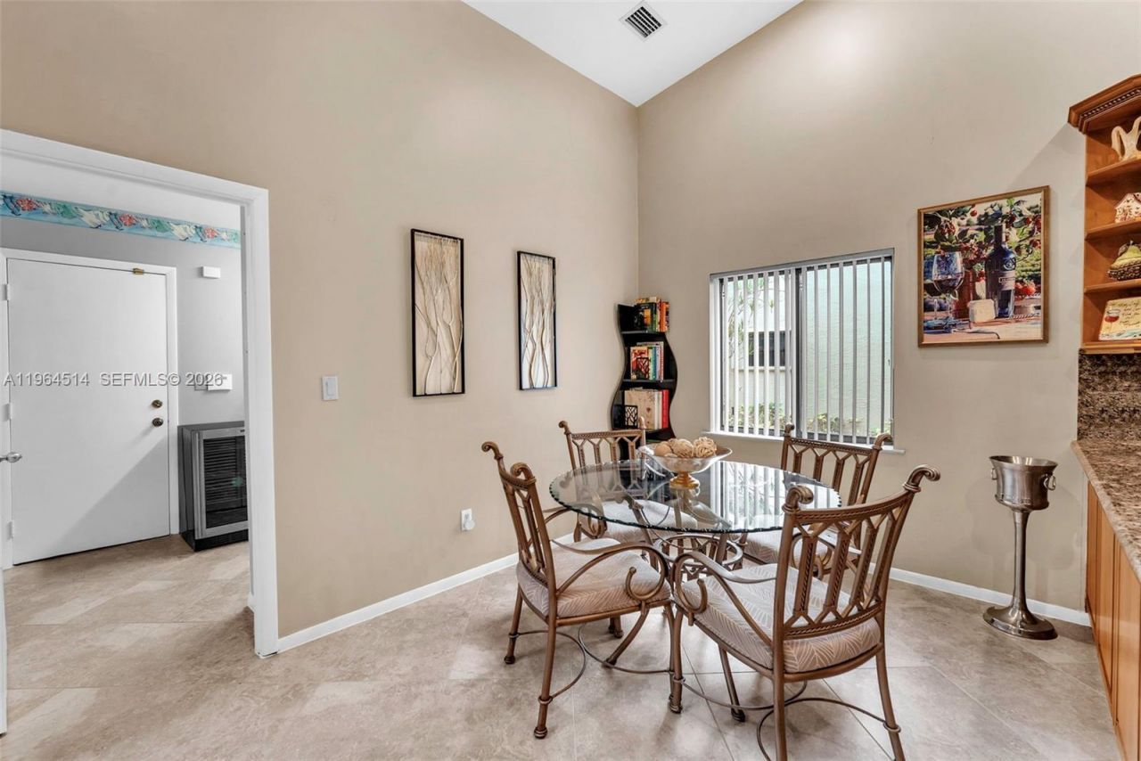 7371 NW 83rd Way, Tamarac, FL 33321 Photo