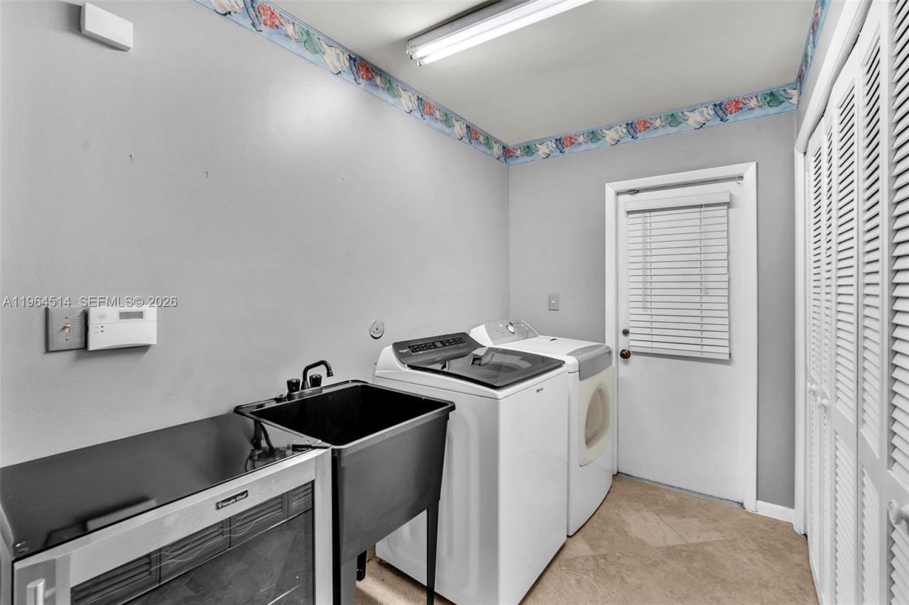 7371 NW 83rd Way, Tamarac, FL 33321 Photo