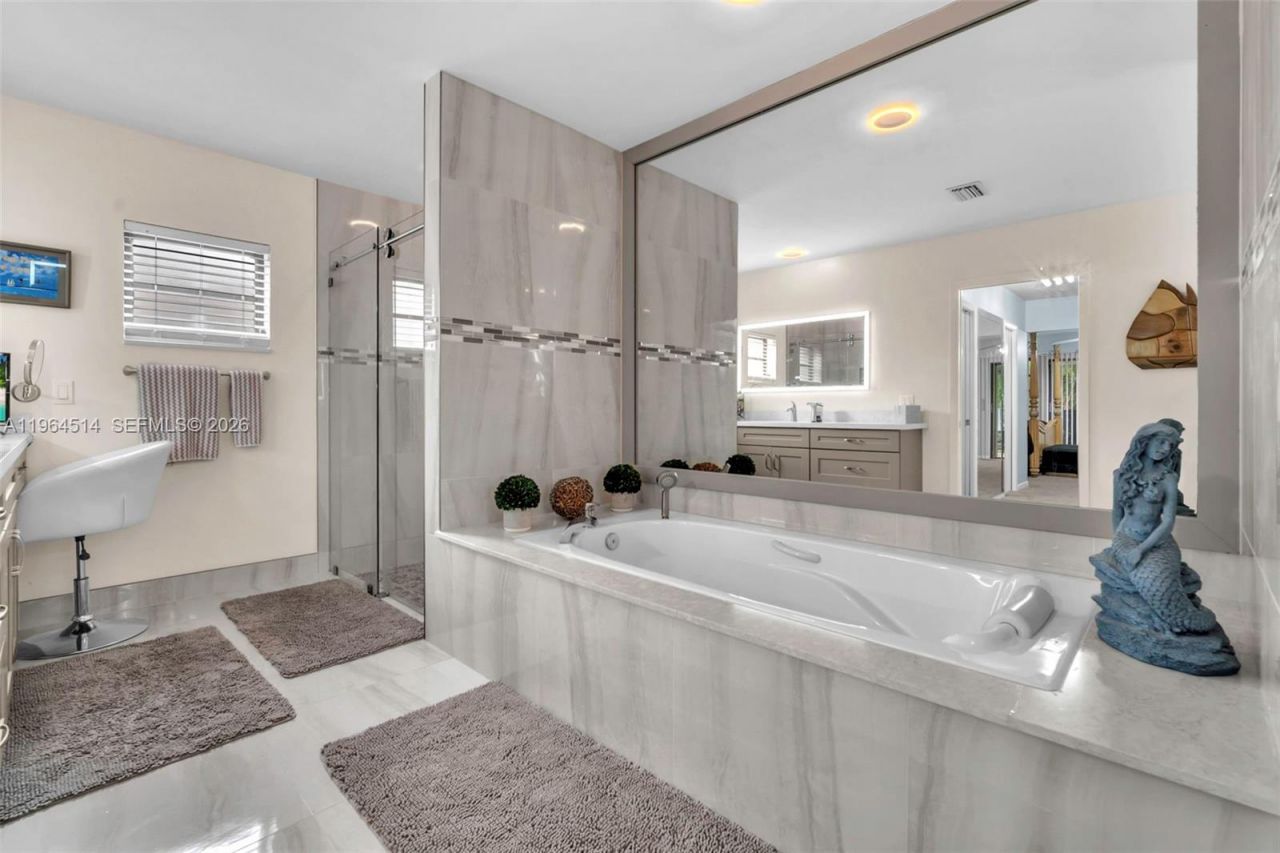 7371 NW 83rd Way, Tamarac, FL 33321 Photo