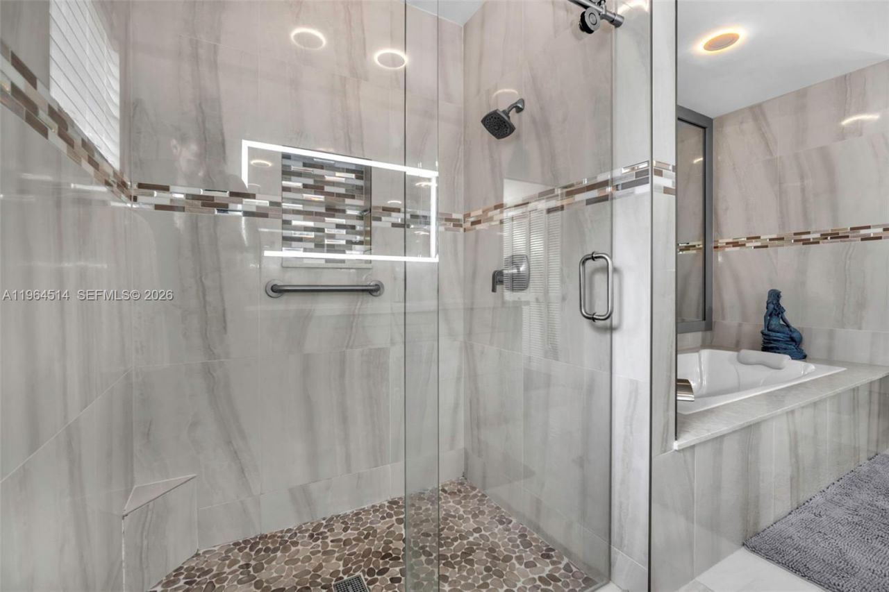 7371 NW 83rd Way, Tamarac, FL 33321 Photo